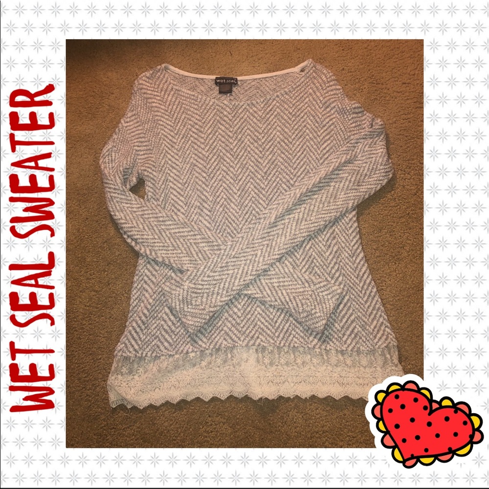 Sweater with lace trim